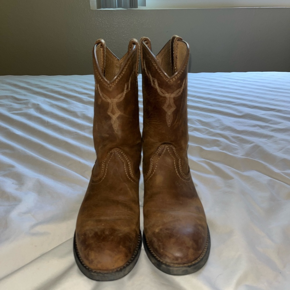 Classic Brown Leather Cowboy Boots